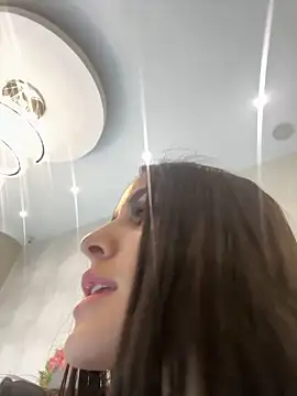 M isabel25 online show from 6, 2, 2025