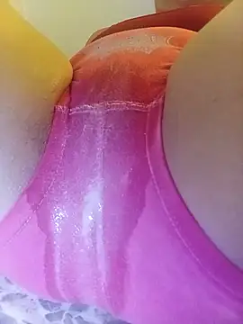 Squirtkat online show from 12, 6, 2026