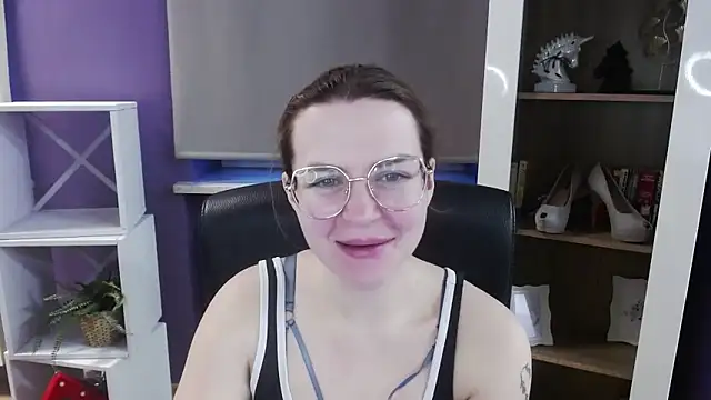 Zoey Erotic online show from 1, 4, 2026