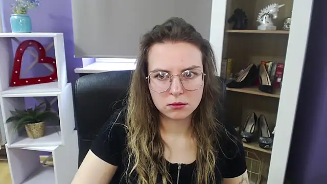 Zoey Erotic online show from 20, 3, 2025