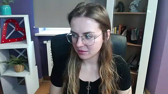 Zoey Erotic online show from 21, 2, 2025