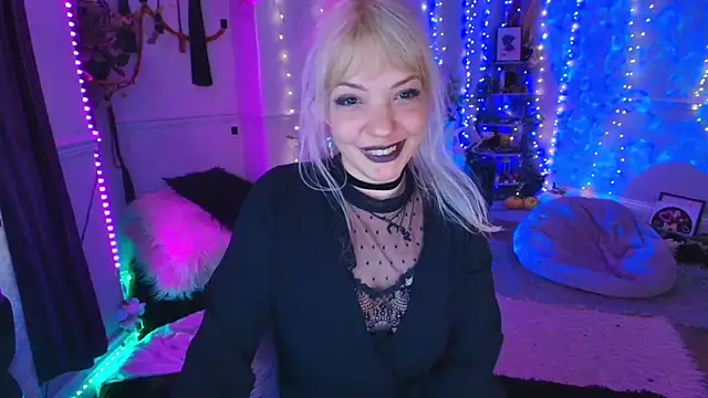 AliceW0lf online show from 4, 5, 2026