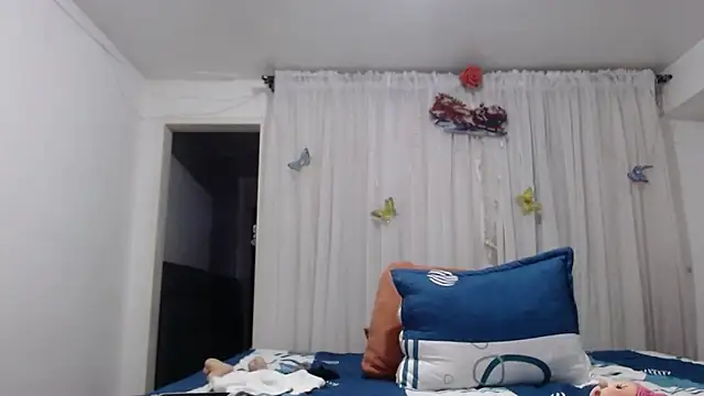 linapalacios online show from 13, 1, 2026