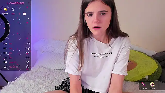 Ema X Love online show from 4, 12, 2025