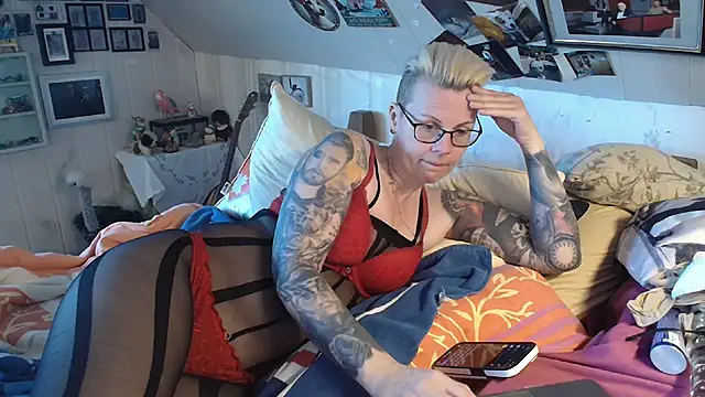 MaryG online show from 3, 3, 2025