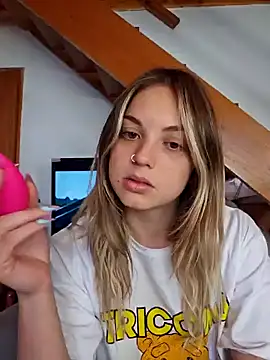 Elnonoykeila77 online show from 27, 1, 2025