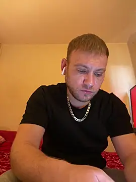 Snapshot of Weestud94 chatting on 26, 2, 2025 Weestud94 online show from 26, 2, 2025