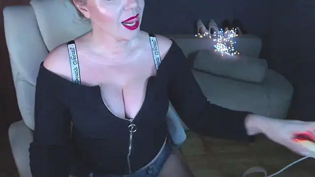 Cute sun online show from 16, 11, 2025