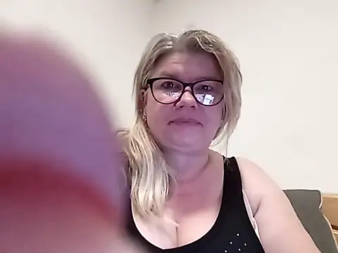 Diana 49 online show from 10, 4, 2026