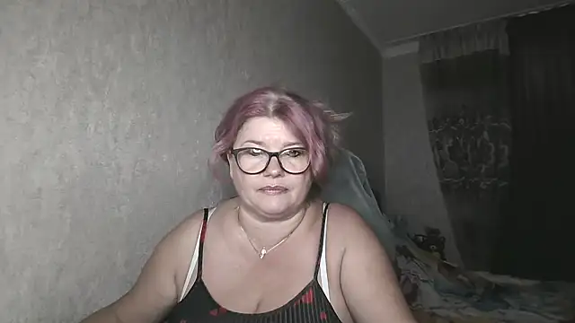 Snapshot of Diana_49 chatting on 2, 7, 2026 Diana 49 online show from 2, 7, 2026