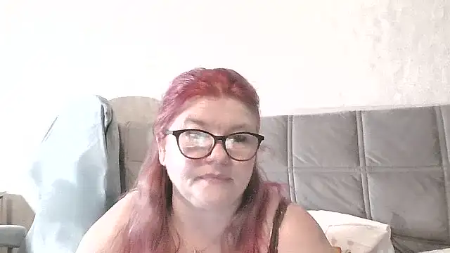 Snapshot of Diana_49 chatting on 9, 6, 2026 Diana 49 online show from 9, 6, 2026