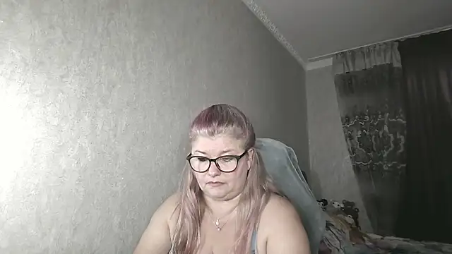 Snapshot of Diana_49 chatting on 7, 7, 2026 Diana 49 online show from 7, 7, 2026