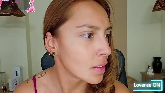 AnisiaFarina online show from 21, 10, 2025