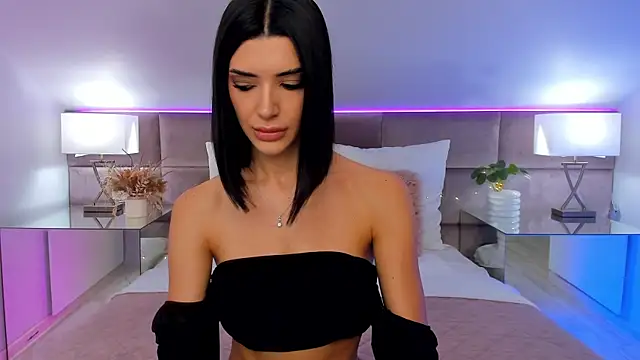 JasmiLyn online show from 18, 10, 2025