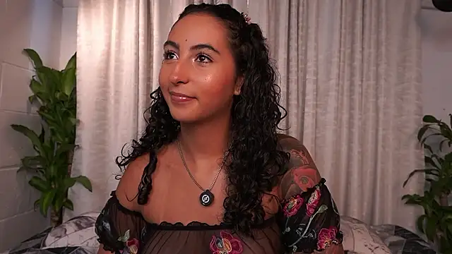 agatha collins  online show from 18, 3, 2026