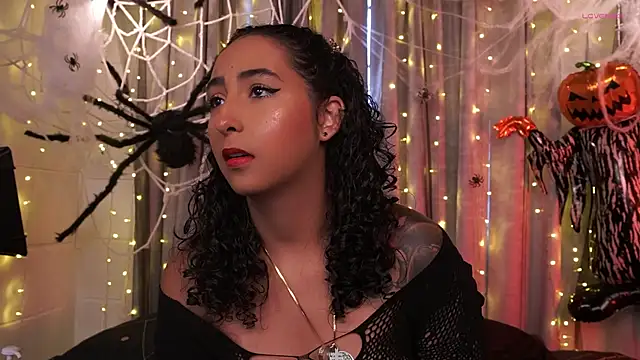 agatha collins  online show from 8, 10, 2025