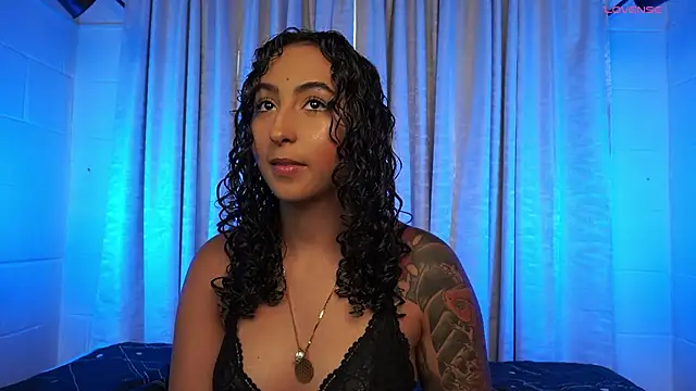 agatha collins  online show from 29, 9, 2025