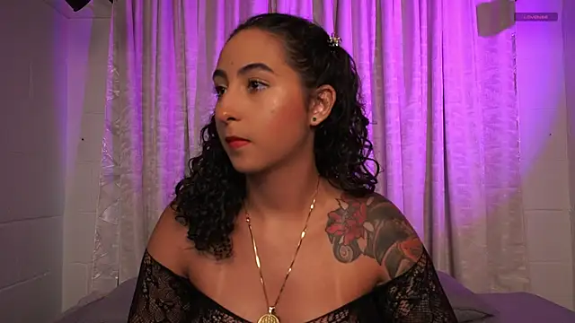 agatha collins  online show from 19, 9, 2025