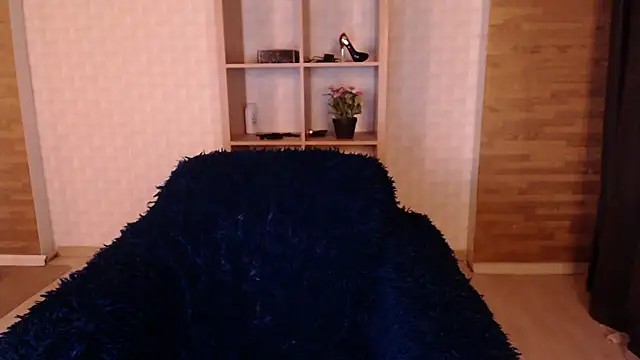 RebeccaStone online show from 13, 9, 2025