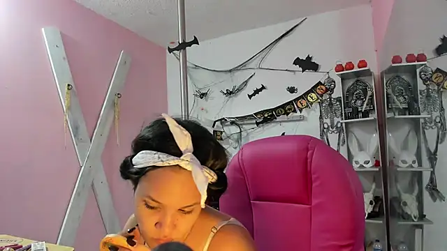 CAMILA--REY online show from 27, 10, 2025