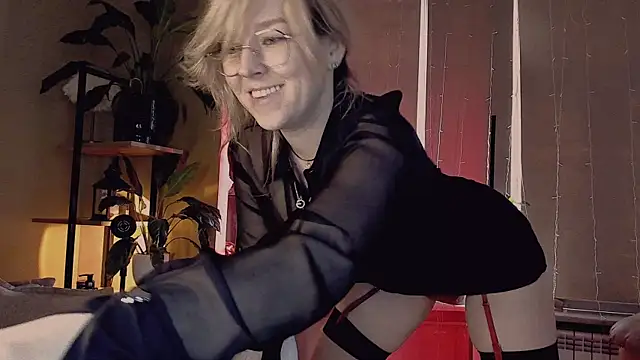 5 in one online show from 22, 2, 2025