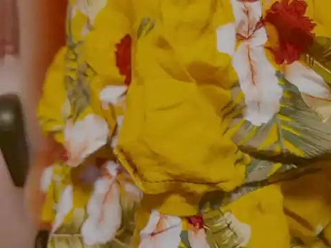 Snapshot of Savithri9 chatting on 12, 4, 2026 Savithri9 online show from 12, 4, 2026