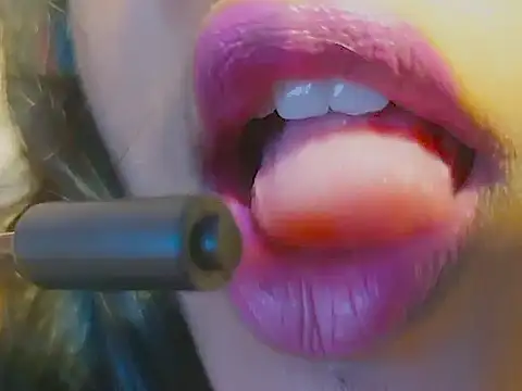 Snapshot of Savithri9 chatting on 17, 1, 2026 Savithri9 online show from 17, 1, 2026