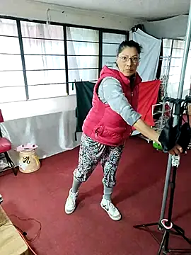 Snapshot of LaInsaciableIntensa chatting on 10, 11, 2025 LaInsaciableIntensa online show from 10, 11, 2025