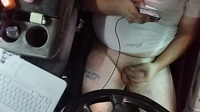 Snapshot of fuckineverett chatting on 21, 9, 2025 fuckineverett online show from 21, 9, 2025