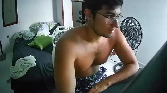 lechero226 online show from 8, 2, 2025