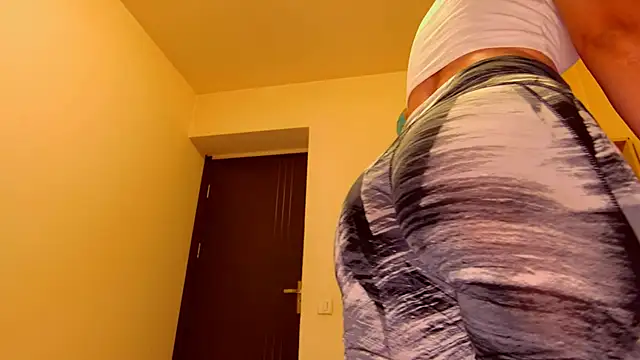 purpleariellx online show from 4, 6, 2026