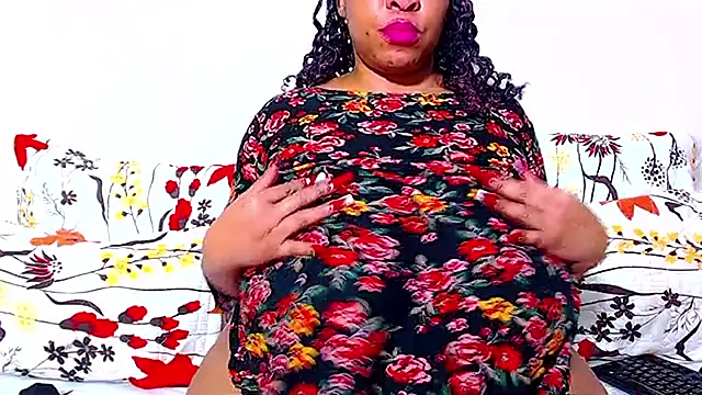 Ebonylovelyx online show from 5, 10, 2025