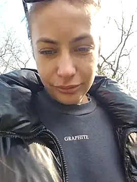 Snapshot of Keli_Jessi chatting on 5, 4, 2026 Keli Jessi online show from 5, 4, 2026