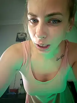 Snapshot of Keli_Jessi chatting on 15, 3, 2026 Keli Jessi online show from 15, 3, 2026