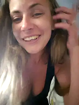 Snapshot of Keli_Jessi chatting on 12, 6, 2026 Keli Jessi online show from 12, 6, 2026