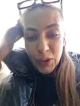 Snapshot of Keli_Jessi chatting on 12, 3, 2026 Keli Jessi online show from 12, 3, 2026