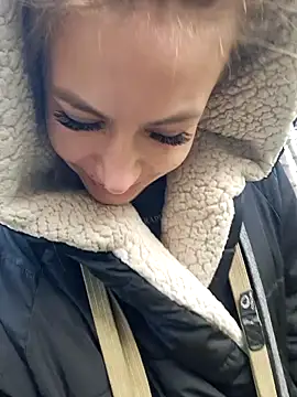 Keli Jessi online show from 10, 2, 2025