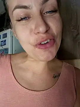 Snapshot of Keli_Jessi chatting on 7, 1, 2026 Keli Jessi online show from 7, 1, 2026