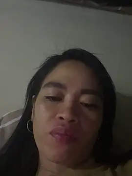 Snapshot of pinay4uwithagoodheart chatting on 2, 3, 2026 pinay4uwithagoodheart online show from 2, 3, 2026