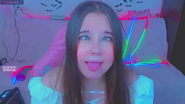 Lolisuccub online show from 7, 3, 2026