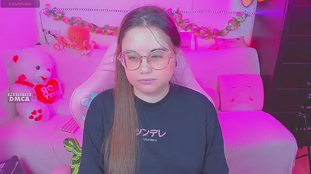 Lolisuccub online show from 19, 9, 2025