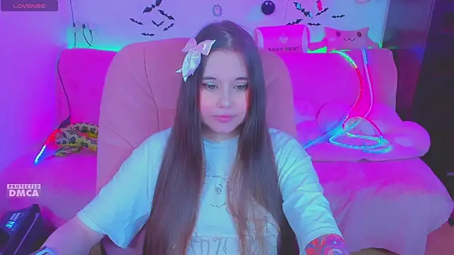 Lolisuccub online show from 13, 5, 2026
