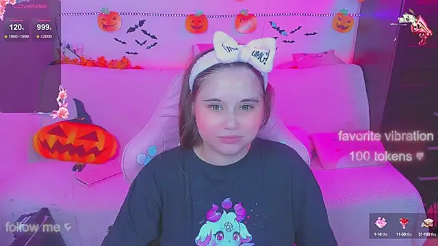 Lolisuccub online show from 16, 10, 2025