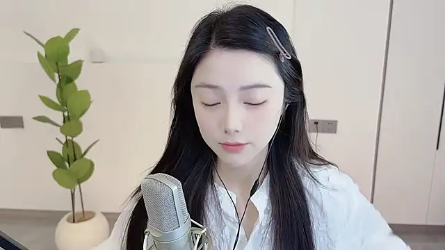 HaagenDazs  online show from 9, 3, 2025