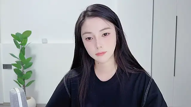 HaagenDazs  online show from 8, 10, 2025