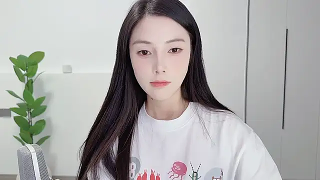 HaagenDazs  online show from 7, 10, 2025