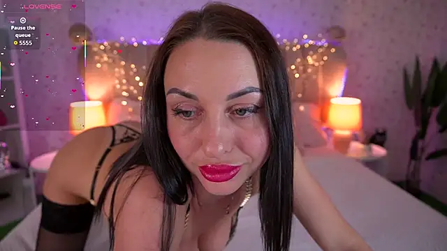 KristiiMax online show from 1, 11, 2025