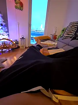 lovebbwgirly online show from 9, 1, 2026