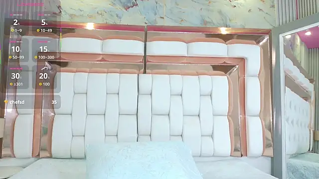 veronicaroose  online show from 10, 11, 2025