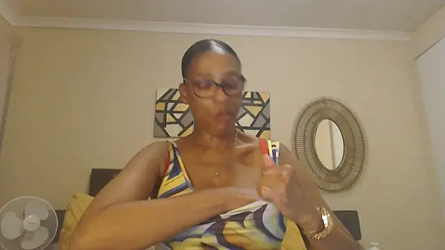 Snapshot of Creamyass22 chatting on 17, 4, 2026 Creamyass22 online show from 17, 4, 2026
